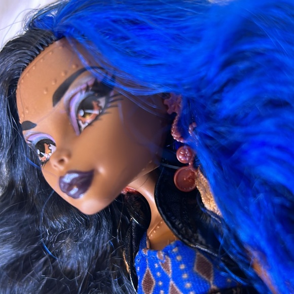 [SOLD] 2012 Monster High Signature Wave 4 Robecca Steam Doll #3652 - Picture 13 of 14